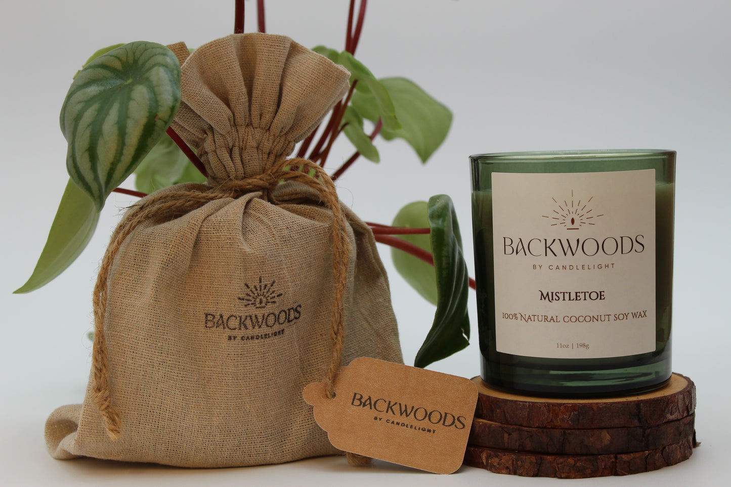 Mistletoe Wooden Wick Candle - Seasonal Scent