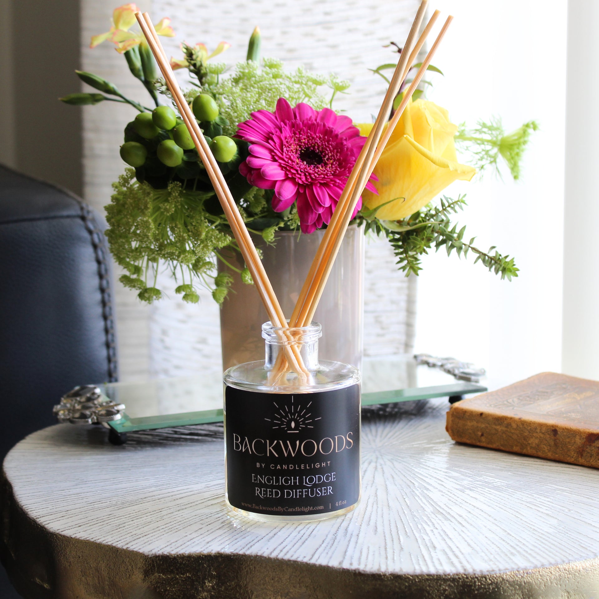 Non-toxic reed diffuser, natural reed diffuser sticks, white background. English Lodge reed diffuser.